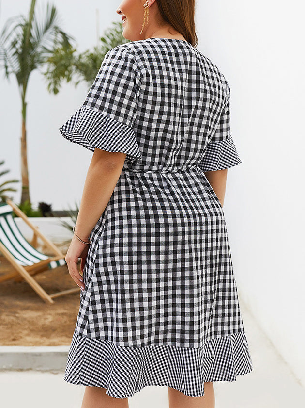 Plus Size New Plaid Five-point Sleeve Ruffled Dress