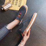 Large Size Couple Canvas Shoes with A Set of Feet A Pedal Two-color Striped Bottom Stitching Tassel Low To Help Single Shoes