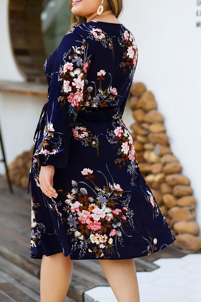 Long-sleeved V-neck Tie with High Waist and Large Size Women's Printed Dress