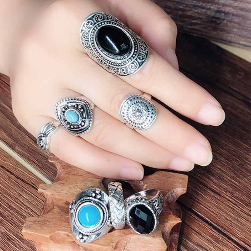 Combination Set Ring Men and Women Retro Style Totem Court Luxury Ring