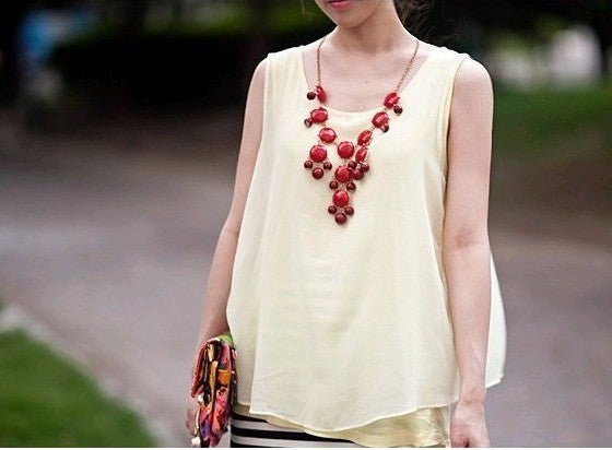 Candy-colored Sweet Style Into A Sweater Chain Candy Tassel Big Bubble Short Necklace Clavicle Chain
